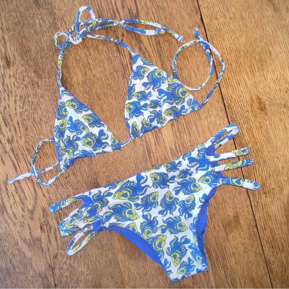 San Lorenzo Fish 🐟 Blue and Yellow Reversible Bikini